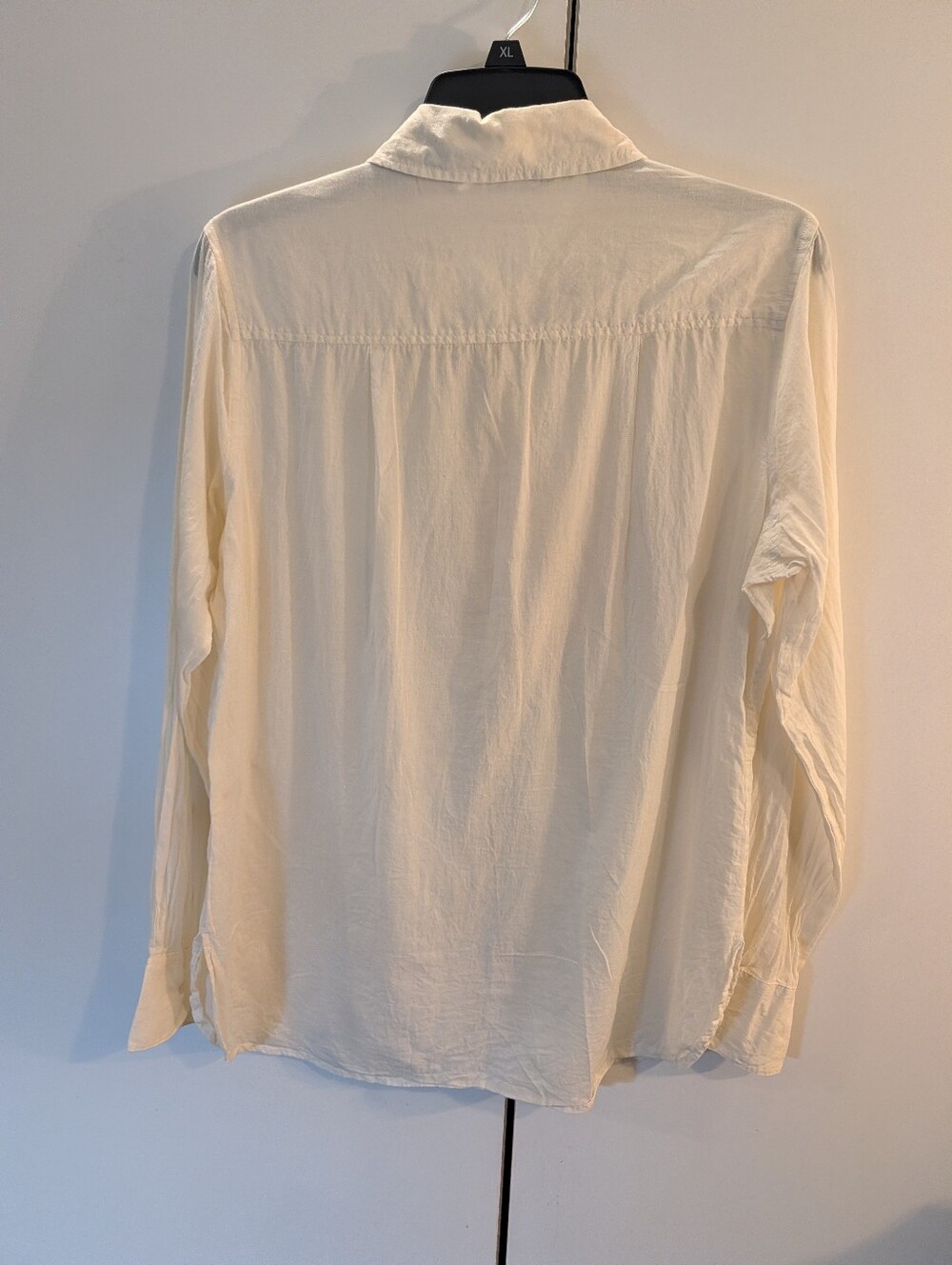 Peruvian Connection Woman's Medium Cream Ruffle Front Button-Down Blouse - Picture 3 of 6